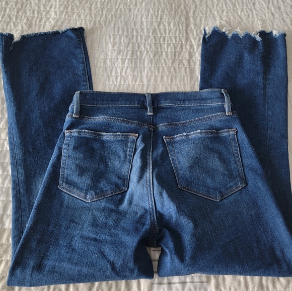 EUC! High Rise Kick Crop - 26 - Picture 4 of 6